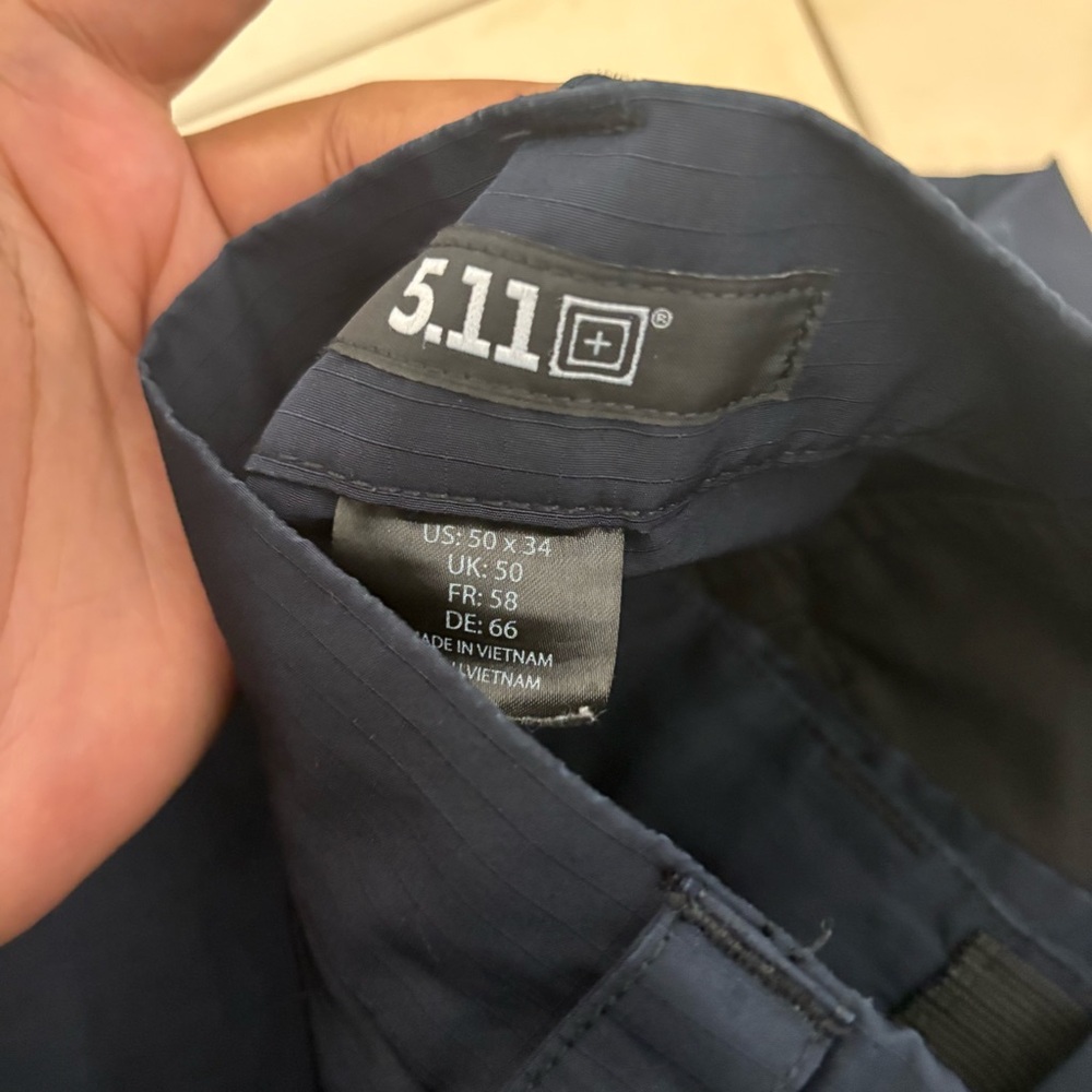 5.11 Tactical Size 50 LOT OF 6 mens Pants - Picture 3 of 15